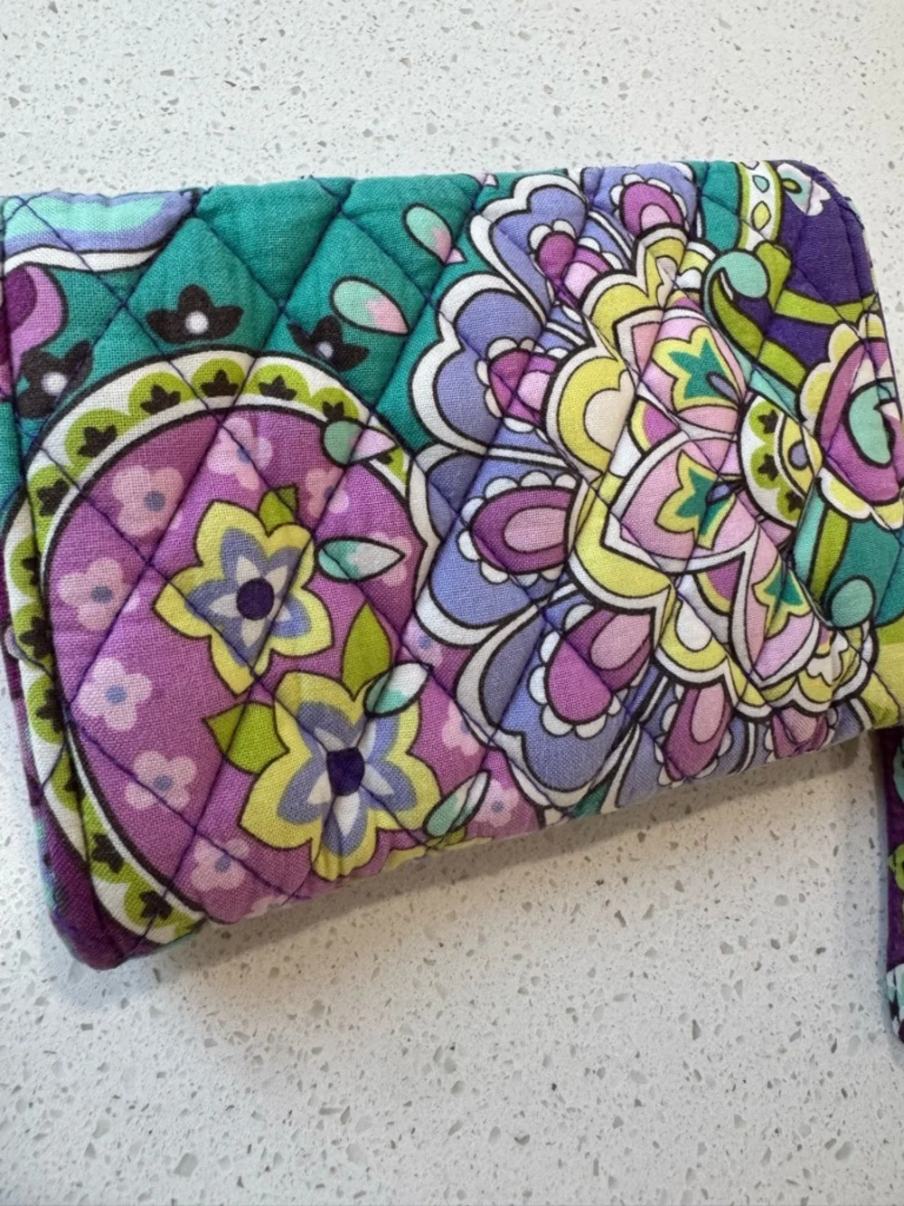 Vera Bradley Your Turn Smartphone Wristlet in the Heather Paisley - Picture 13 of 16